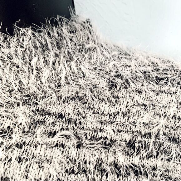 Express Mock Neck Fuzzy Cropped Sweater Size XS - Picture 4 of 11